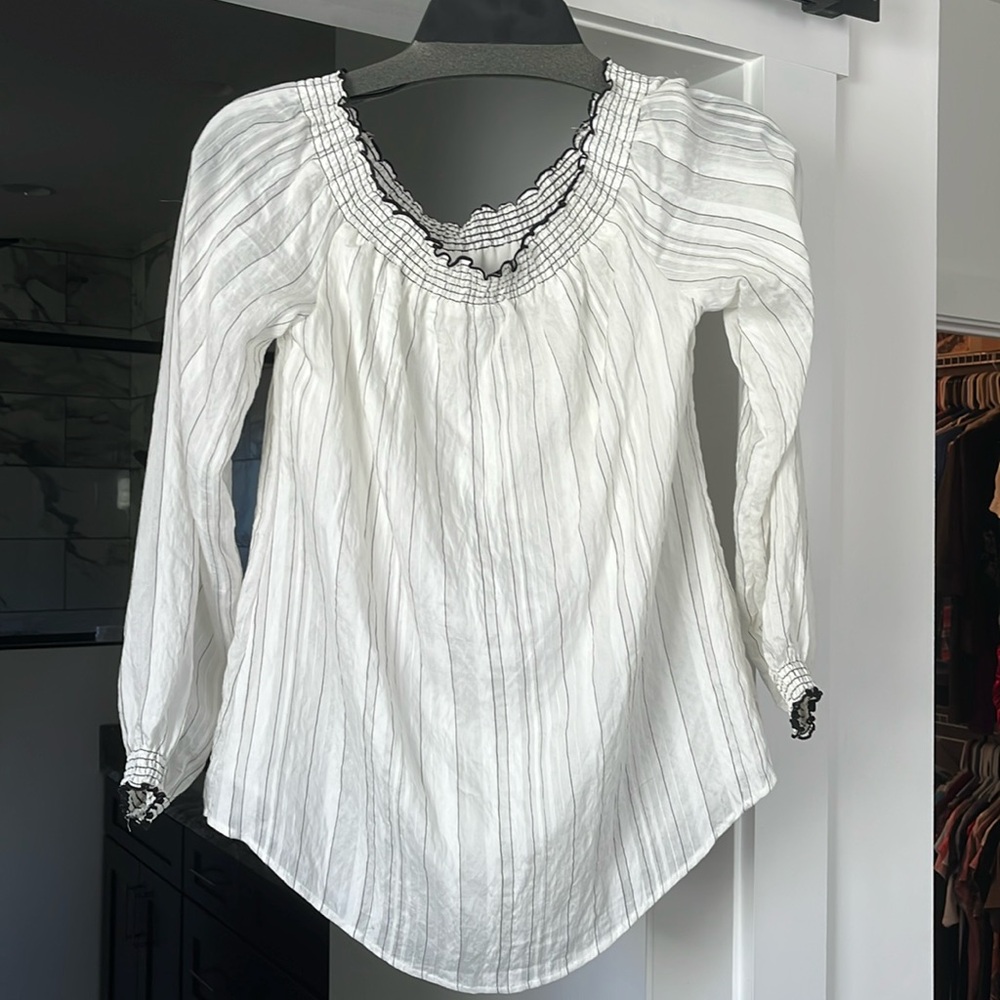 White House, Black Market, Smocked Peasant blouse-Size XS
